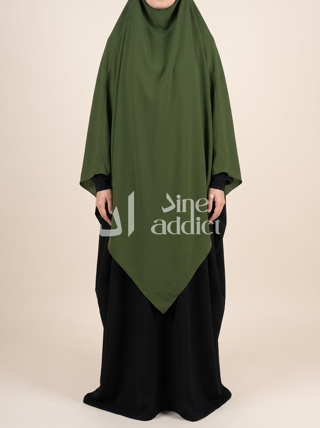 Khimar Mousseline 3 Voiles – Élégance et Confort au Quotidien, vue portée de face
